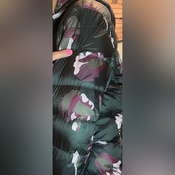 Jacket - Picture 16 of 16